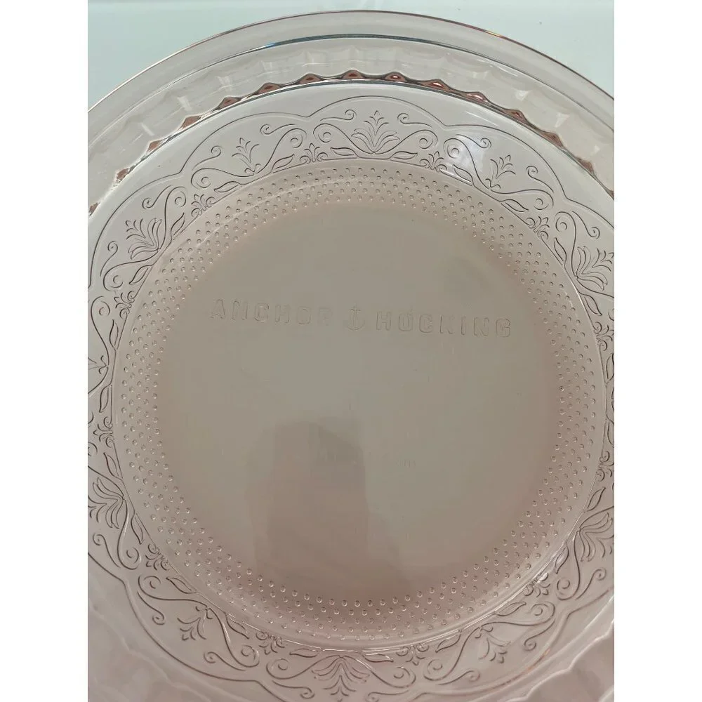 Anchor Hocking Vintage Cake Pie Dish Clear Rose Glass Laurel Embossed 9.25 USA
